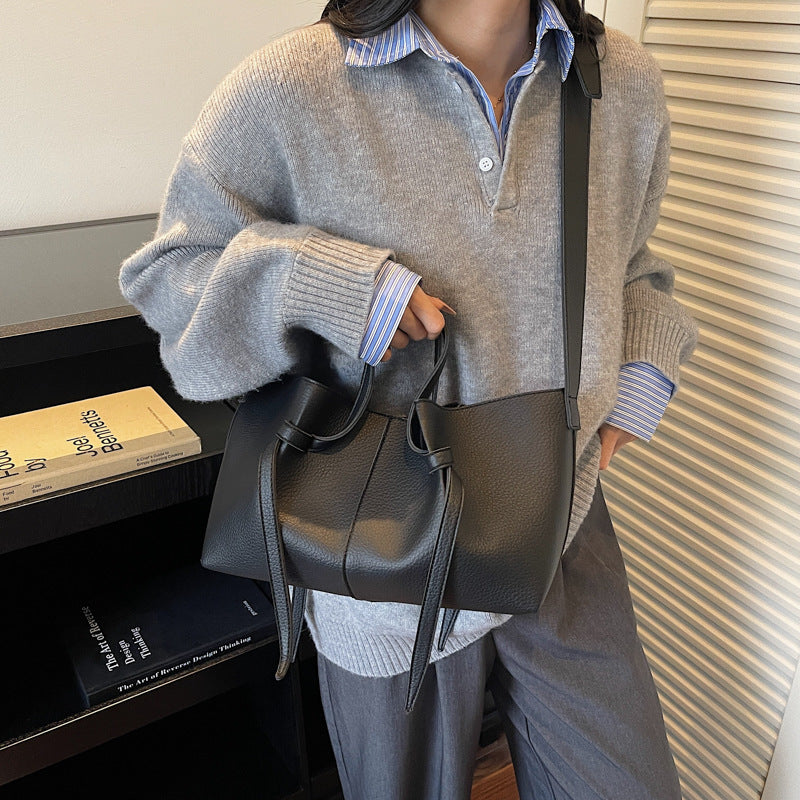 Nancy - One-shoulder Crossbody Bag