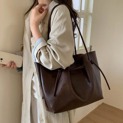 Pippa - Retro Shoulder Commuter Tote Bag For Work